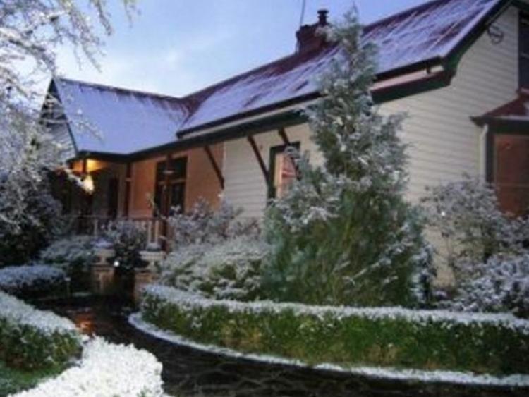 Crabtree House Bed & Breakfast Grove Exterior photo