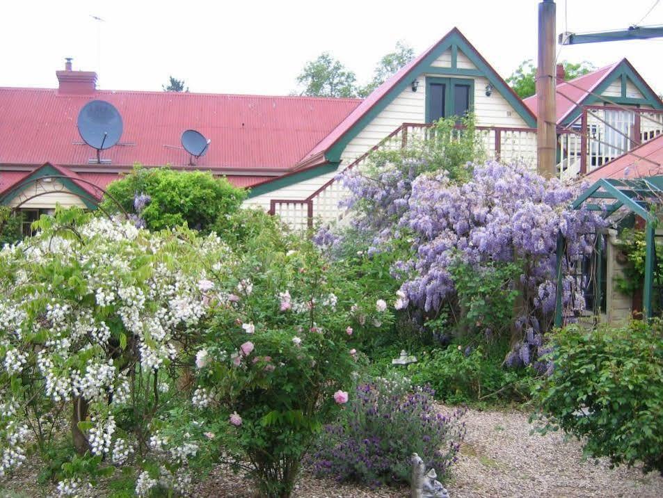 Crabtree House Bed & Breakfast Grove Exterior photo